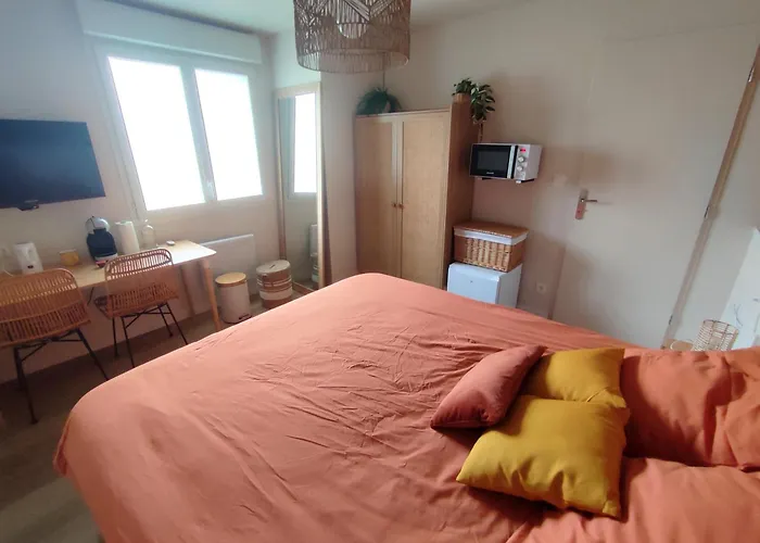 Le Cedre Πανσιόν Lavaur (Tarn)